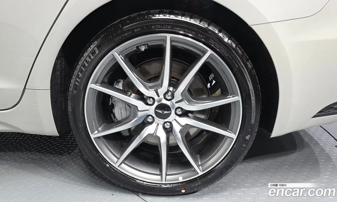 Genesis G70 2025 2.5 автомат (гидро), фото 7 Genesis G70 2025 2.5 автомат (гидро), фото 7
