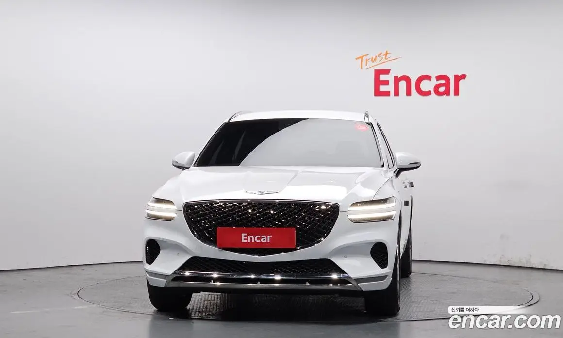 Genesis GV70 2021 2.5 автомат (гидро), фото 3 Genesis GV70 2021 2.5 автомат (гидро), фото 3