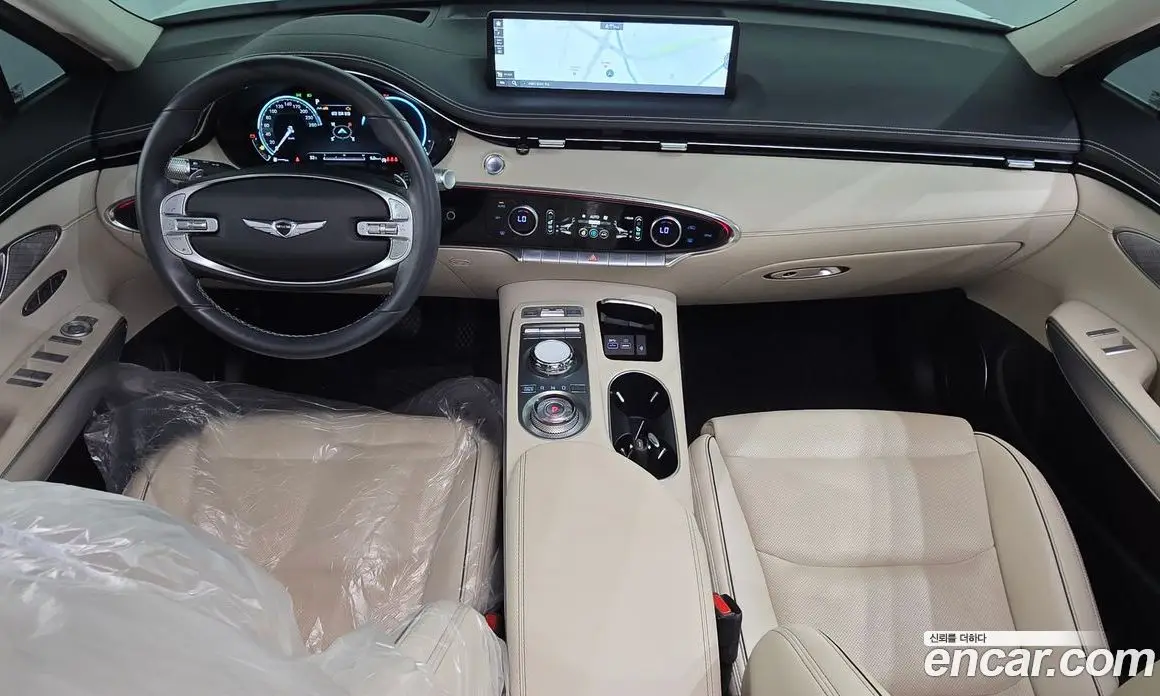 Genesis GV70 2021 2.5 автомат (гидро), фото 1 Genesis GV70 2021 2.5 автомат (гидро), фото 1