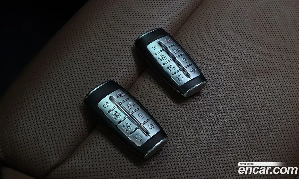 Genesis GV70 2022 2.5 автомат (гидро), фото 24 Genesis GV70 2022 2.5 автомат (гидро), фото 24