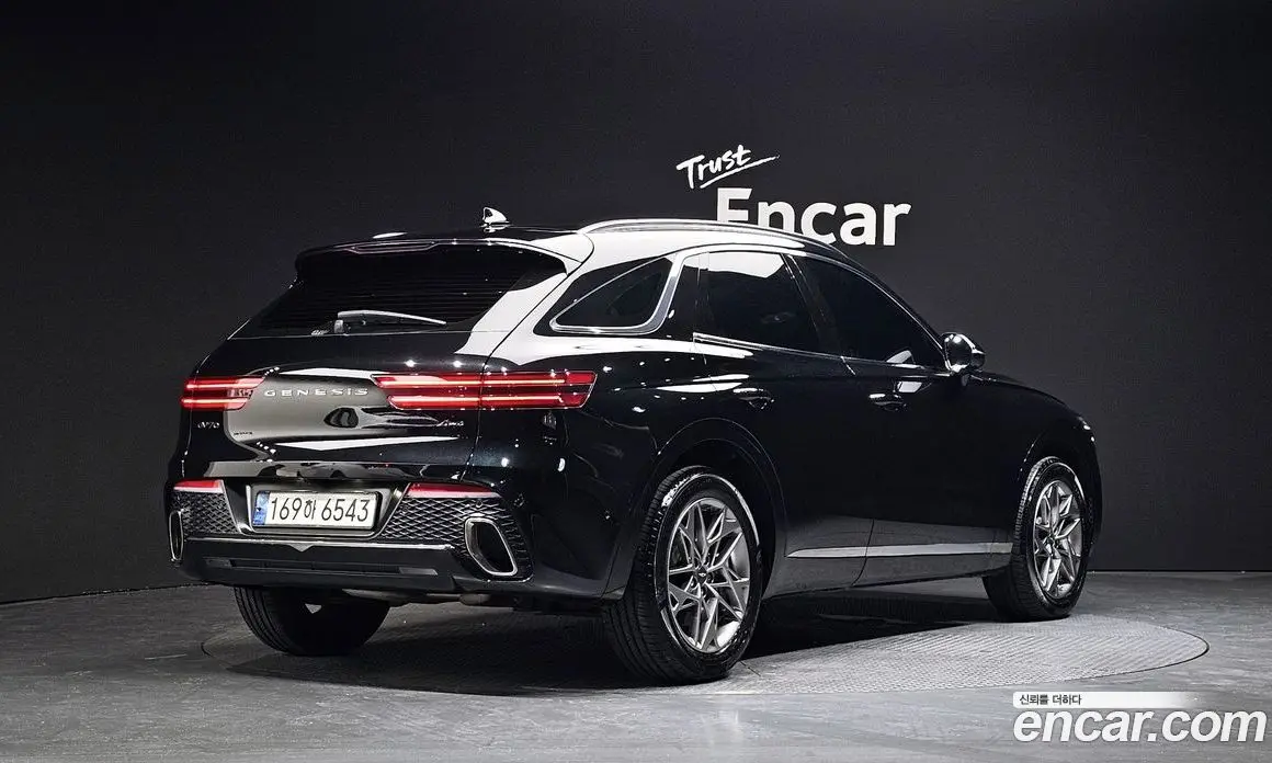 Genesis GV70 2022 2.5 автомат (гидро), фото 2 Genesis GV70 2022 2.5 автомат (гидро), фото 2