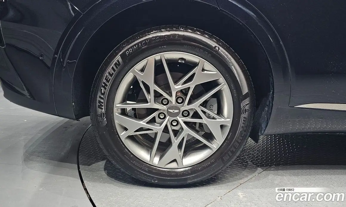 Genesis GV70 2022 2.5 автомат (гидро), фото 5 Genesis GV70 2022 2.5 автомат (гидро), фото 5