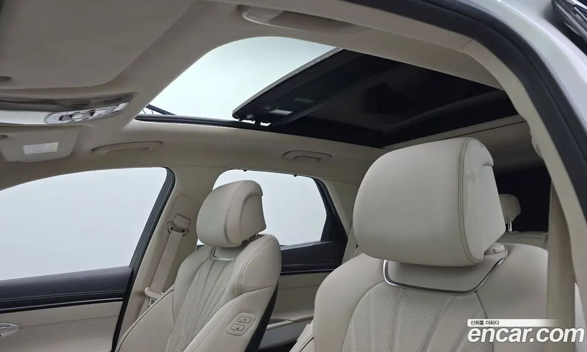 Genesis GV70 2024 2.5 автомат (гидро), фото 23 Genesis GV70 2024 2.5 автомат (гидро), фото 23