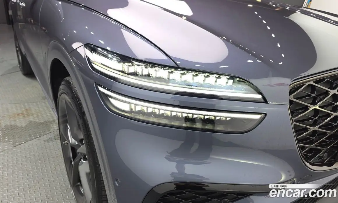 Genesis GV70 2024 2.5 автомат (гидро), фото 8 Genesis GV70 2024 2.5 автомат (гидро), фото 8