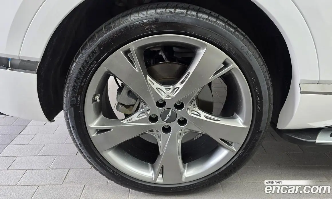 Genesis GV80 2022 3.5 автомат (гидро), фото 5 Genesis GV80 2022 3.5 автомат (гидро), фото 5
