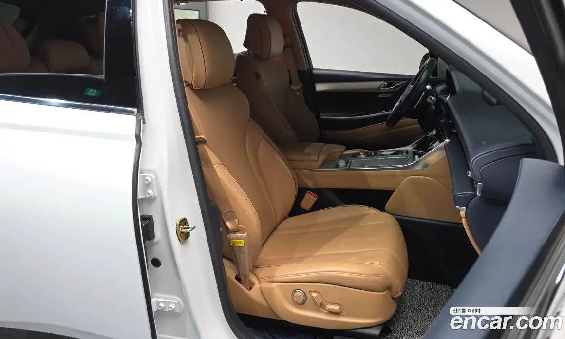 Genesis GV80 2022 2.5 автомат (гидро), фото 15 Genesis GV80 2022 2.5 автомат (гидро), фото 15