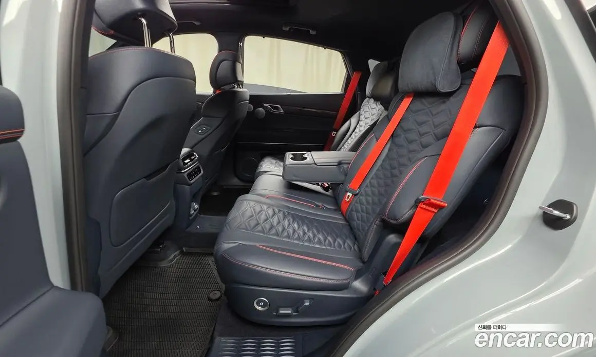 Genesis GV80 2024 3.5 автомат (гидро), фото 17 Genesis GV80 2024 3.5 автомат (гидро), фото 17