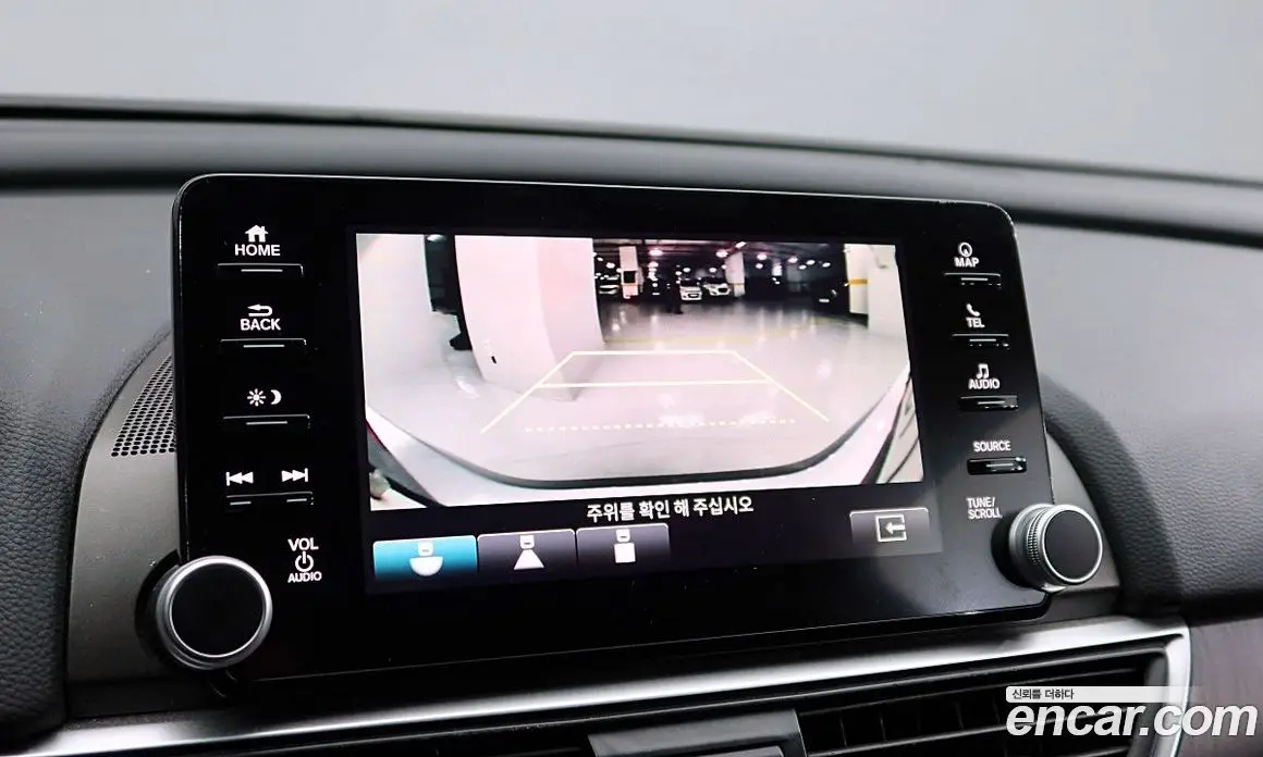 Honda Accord 2019 2.0 автомат (гидро), фото 17