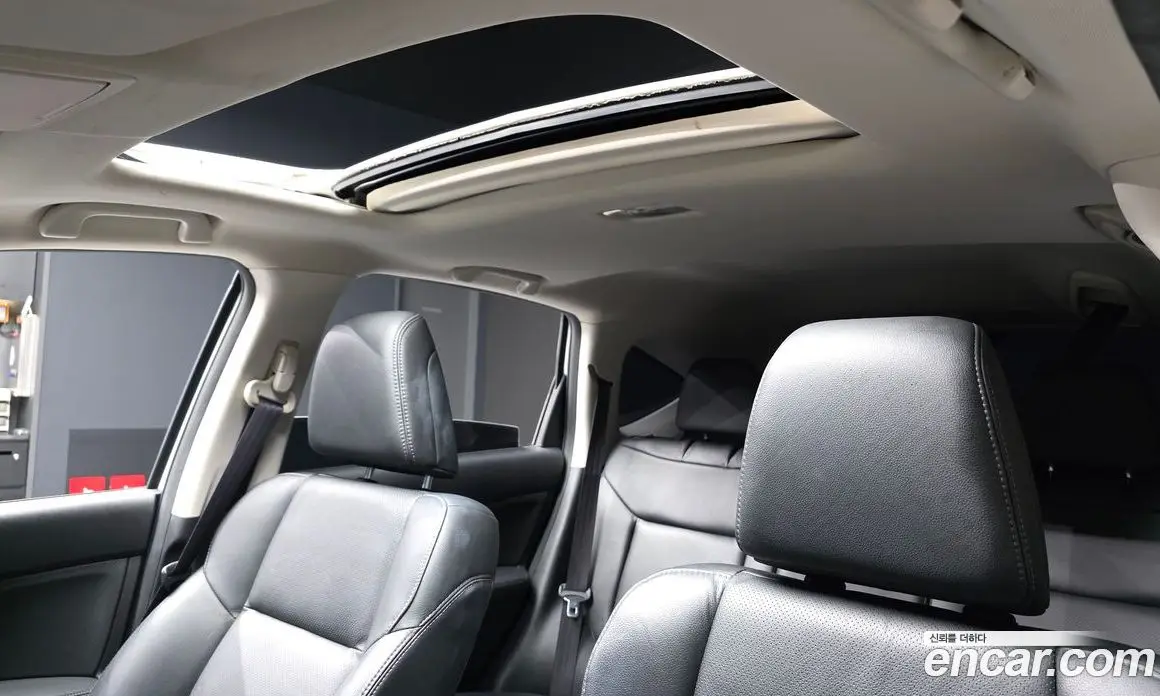 Honda CR-V 2016 2.4 автомат (гидро), фото 19 Honda CR-V 2016 2.4 автомат (гидро), фото 19