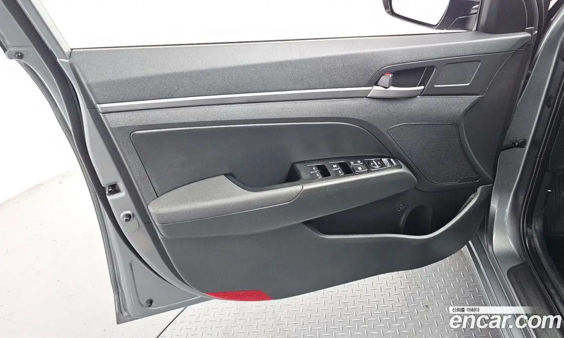 Hyundai Avante 2016 1.6 автомат (гидро), фото 14