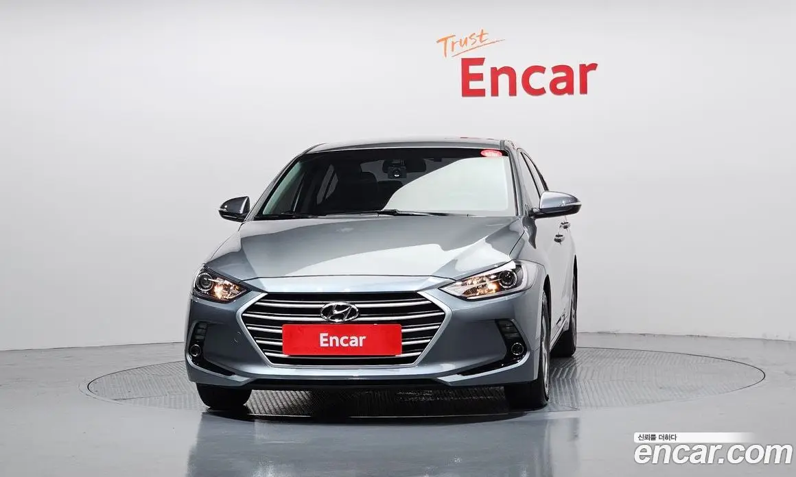 Hyundai Avante 2016 1.6 автомат (гидро), фото 3