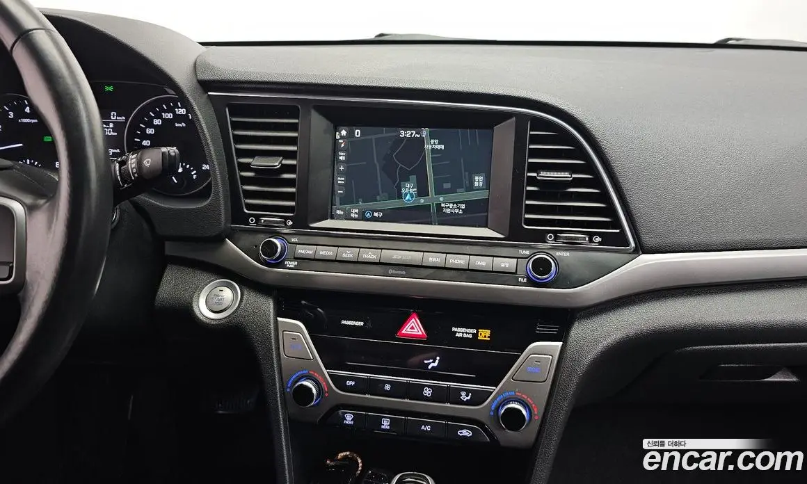 Hyundai Avante 2016 1.6 автомат (гидро), фото 21