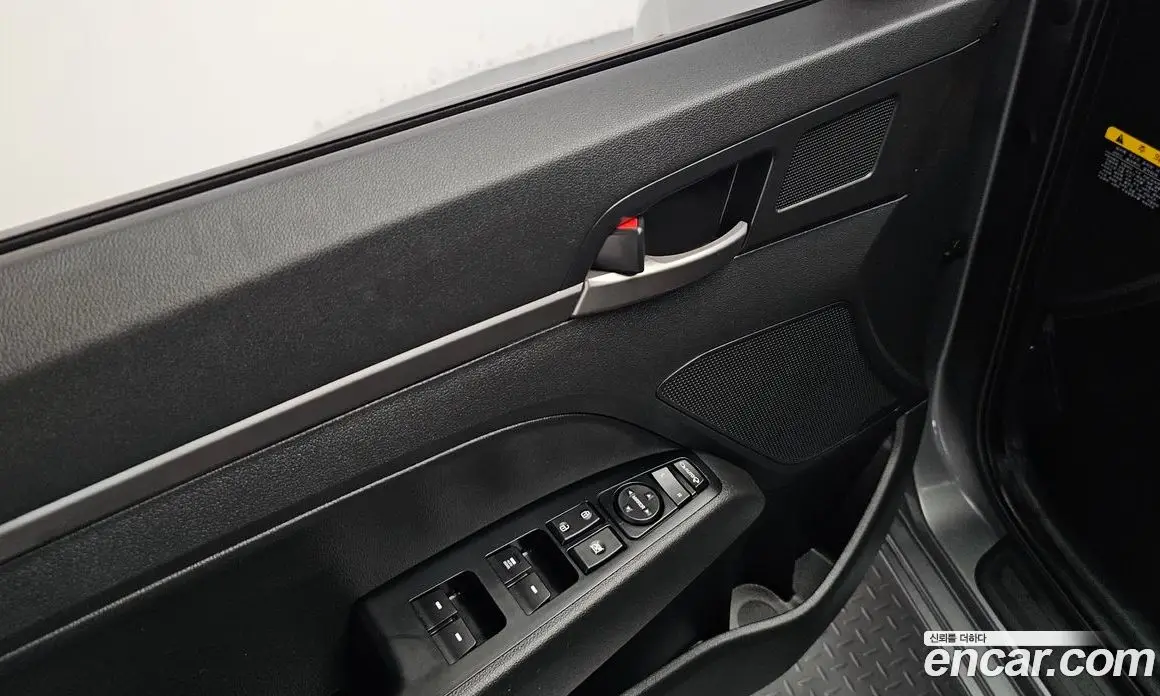 Hyundai Avante 2016 1.6 автомат (гидро), фото 25
