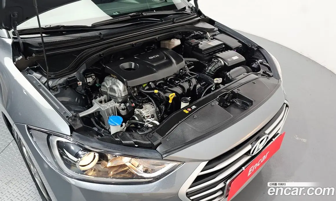 Hyundai Avante 2016 1.6 автомат (гидро), фото 6