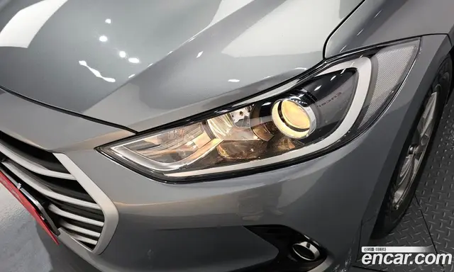 Hyundai Avante 2016 1.6 автомат (гидро), миниатюра 8