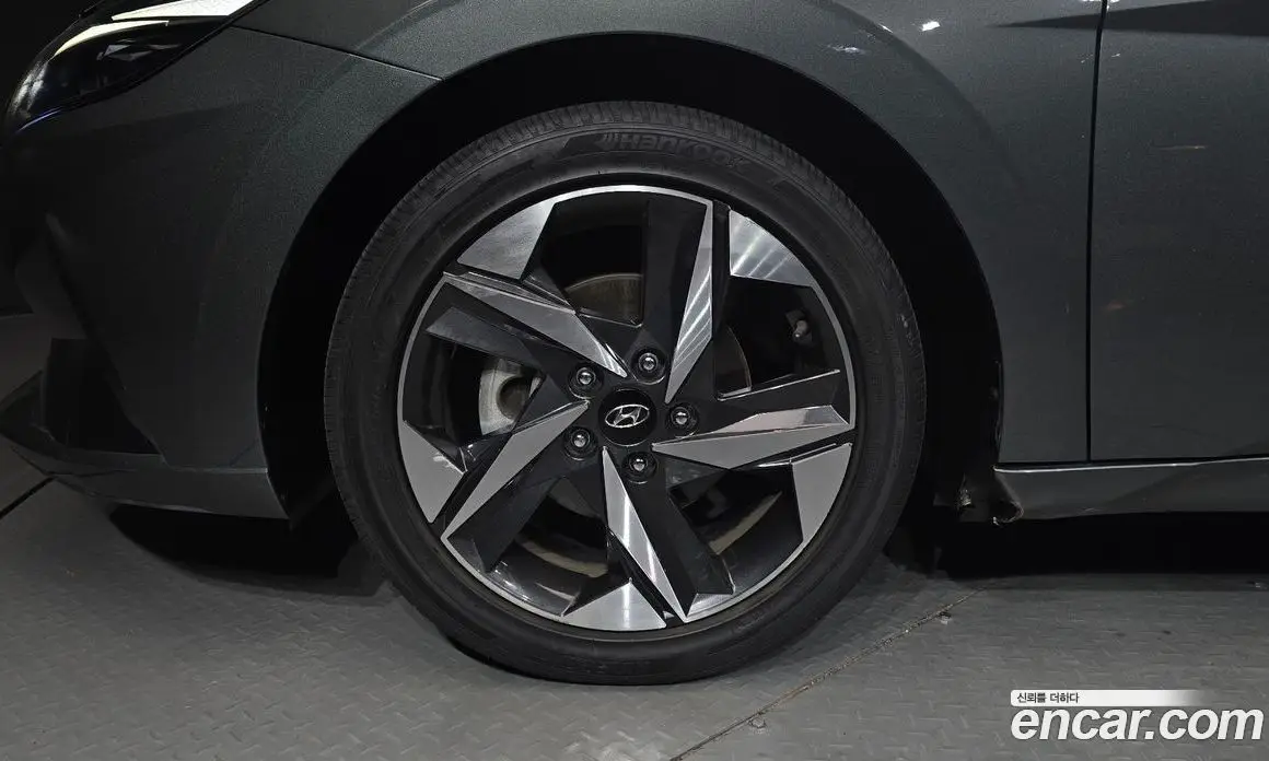 Hyundai Avante 2022 1.6 автомат (гидро), фото 5 Hyundai Avante 2022 1.6 автомат (гидро), фото 5