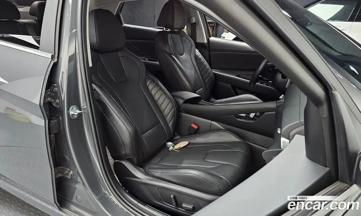 Hyundai Avante 2023 1.6 автомат (гидро), фото 15 Hyundai Avante 2023 1.6 автомат (гидро), фото 15