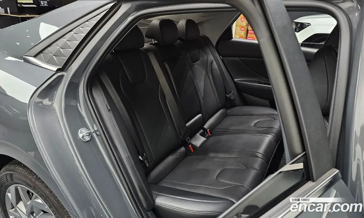 Hyundai Avante 2023 1.6 автомат (гидро), фото 16 Hyundai Avante 2023 1.6 автомат (гидро), фото 16