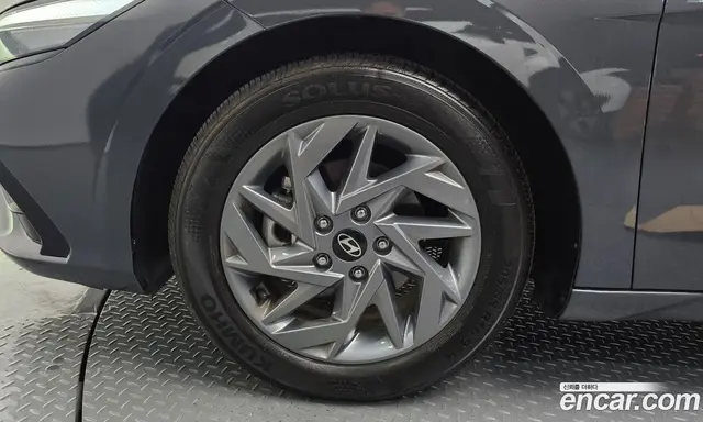 Hyundai Avante 2023 1.6 автомат (гидро), миниатюра 4 Hyundai Avante 2023 1.6 автомат (гидро), миниатюра 4