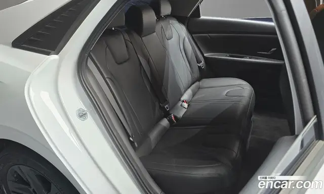 Hyundai Avante 2023 1.6 автомат (гидро), миниатюра 12
