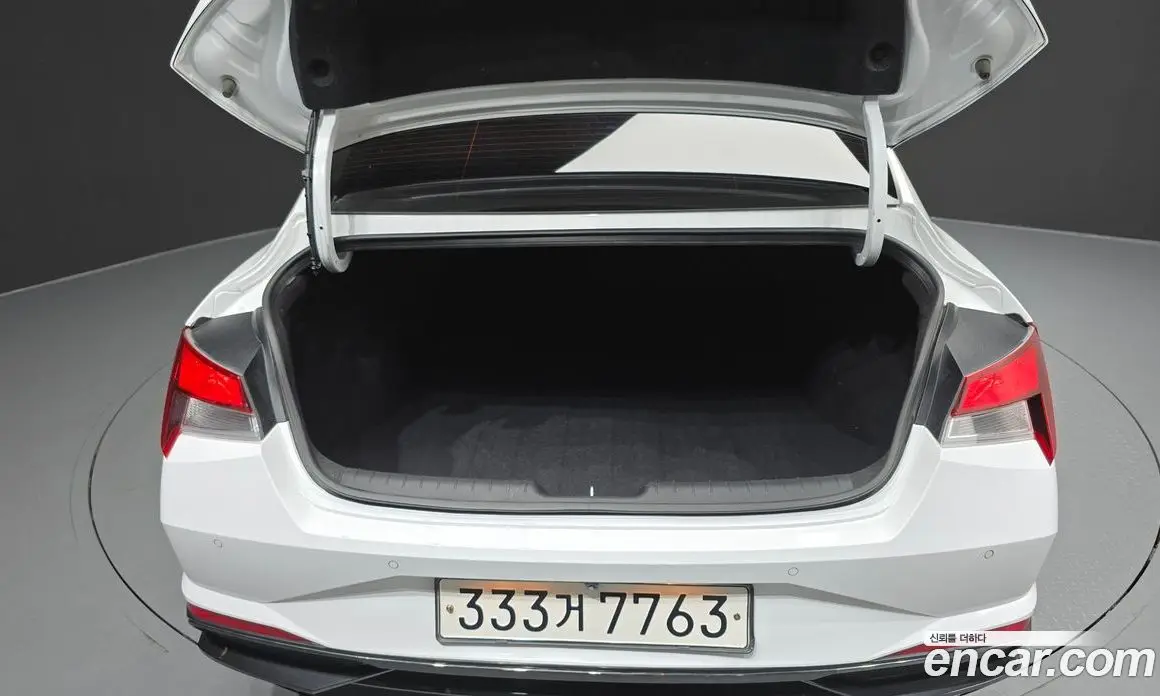 Hyundai Avante 2023 1.6 автомат (гидро), фото 20