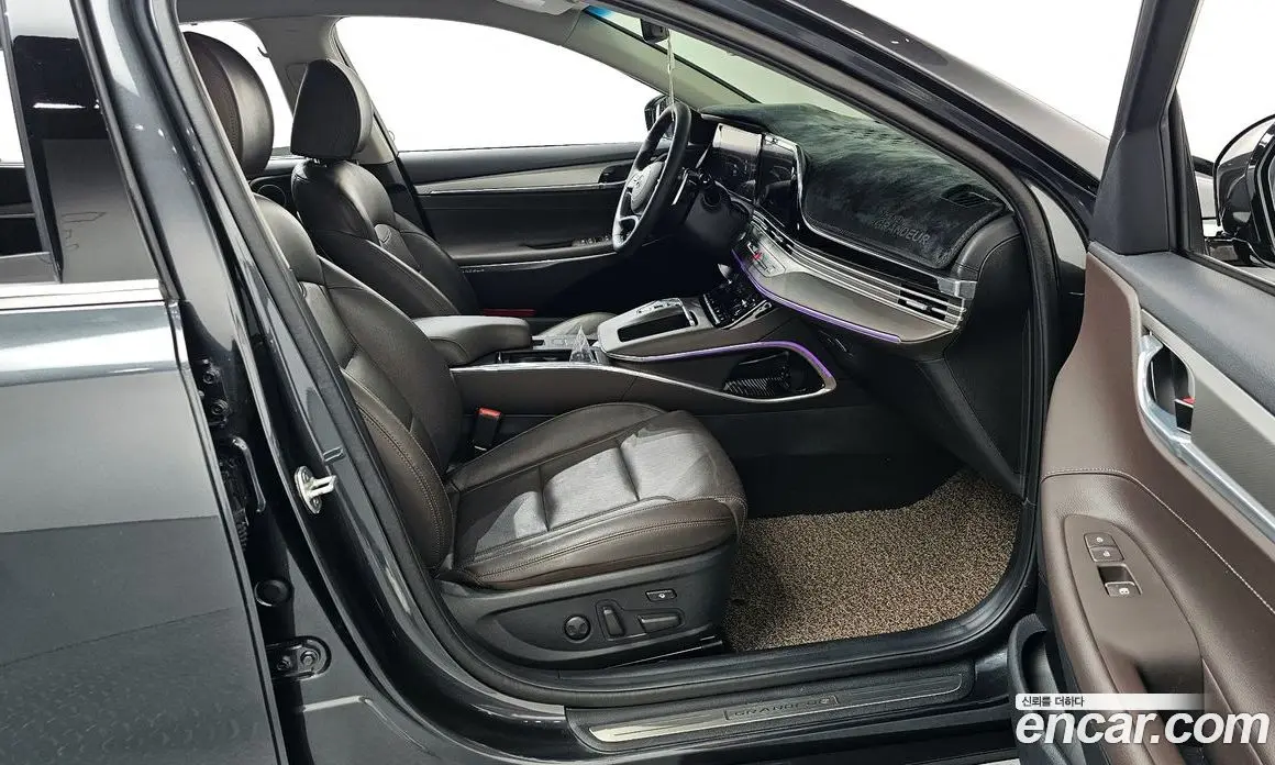 Hyundai Grandeur 2019 2.5 автомат (гидро), фото 11