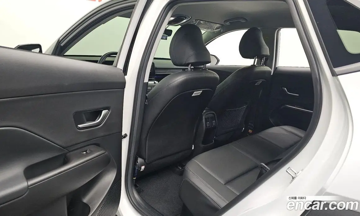 Hyundai Kona 2024 1.6 автомат (гидро), фото 11 Hyundai Kona 2024 1.6 автомат (гидро), фото 11