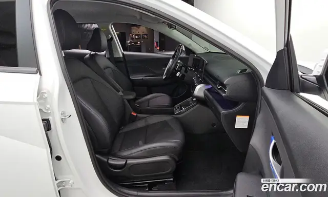 Hyundai Kona 2024 1.6 автомат (гидро), миниатюра 12