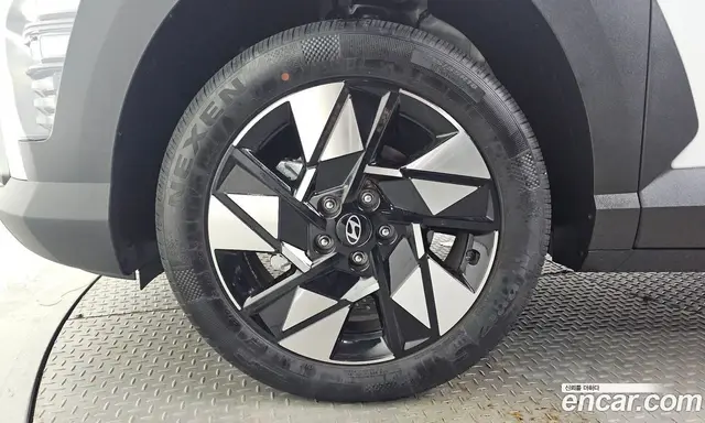 Hyundai Kona 2024 1.6 автомат (гидро), миниатюра 5 Hyundai Kona 2024 1.6 автомат (гидро), миниатюра 5