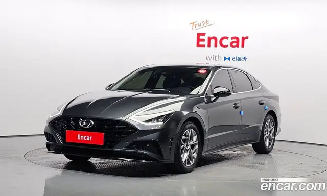 Hyundai Sonata 2022 2.0 автомат (гидро), миниатюра 1 Hyundai Sonata 2022 2.0 автомат (гидро), миниатюра 1