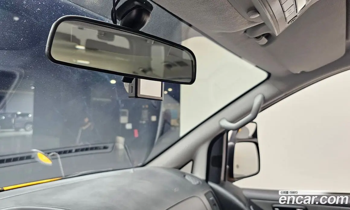 Hyundai Starex 2019 2.4 автомат (гидро), фото 32 Hyundai Starex 2019 2.4 автомат (гидро), фото 32