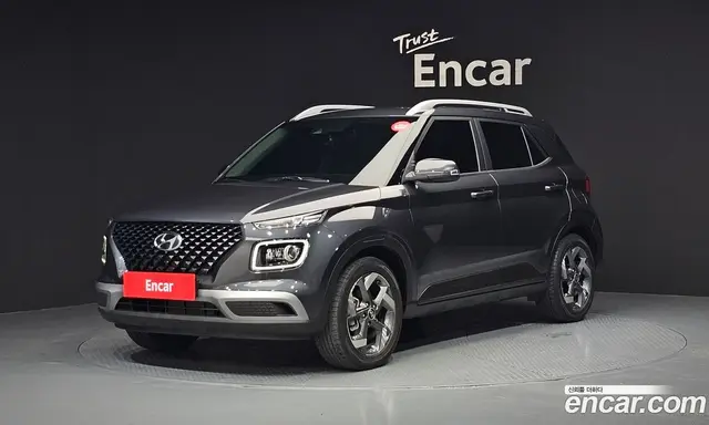 Hyundai Venue 2021 1.6 автомат (гидро), миниатюра 1 Hyundai Venue 2021 1.6 автомат (гидро), миниатюра 1