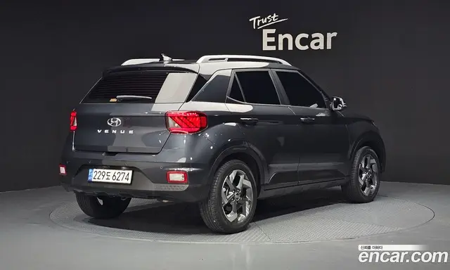 Hyundai Venue 2021 1.6 автомат (гидро), миниатюра 2 Hyundai Venue 2021 1.6 автомат (гидро), миниатюра 2