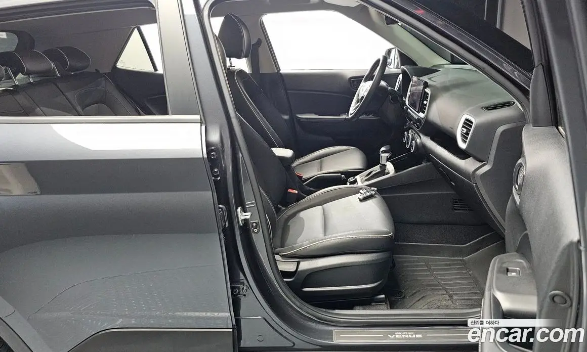 Hyundai Venue 2021 1.6 автомат (гидро), фото 16 Hyundai Venue 2021 1.6 автомат (гидро), фото 16