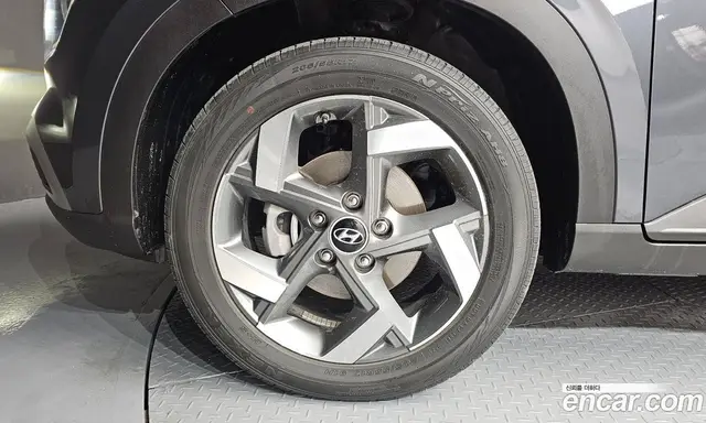 Hyundai Venue 2021 1.6 автомат (гидро), миниатюра 5 Hyundai Venue 2021 1.6 автомат (гидро), миниатюра 5