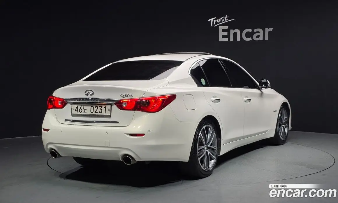 Infiniti Q50 2016 3.5 автомат (гидро), фото 2 Infiniti Q50 2016 3.5 автомат (гидро), фото 2