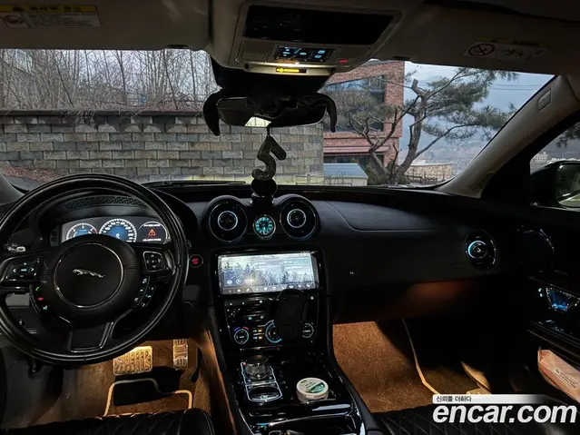 Jaguar XJ 2019 3.0 автомат (гидро), миниатюра 9 Jaguar XJ 2019 3.0 автомат (гидро), миниатюра 9