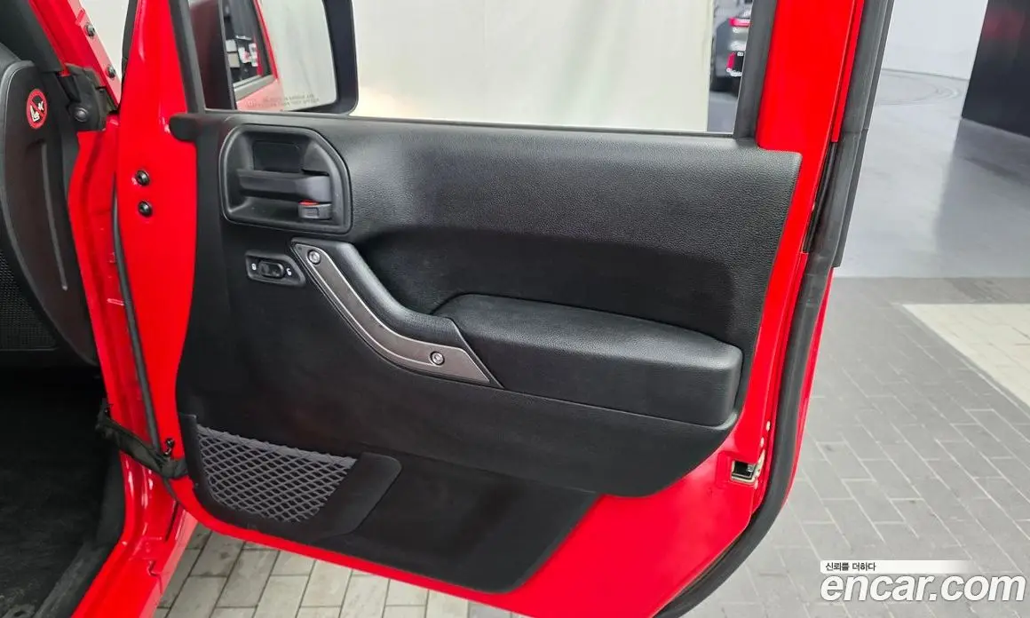 Jeep Wrangler 2017 3.6 автомат (гидро), фото 15 Jeep Wrangler 2017 3.6 автомат (гидро), фото 15