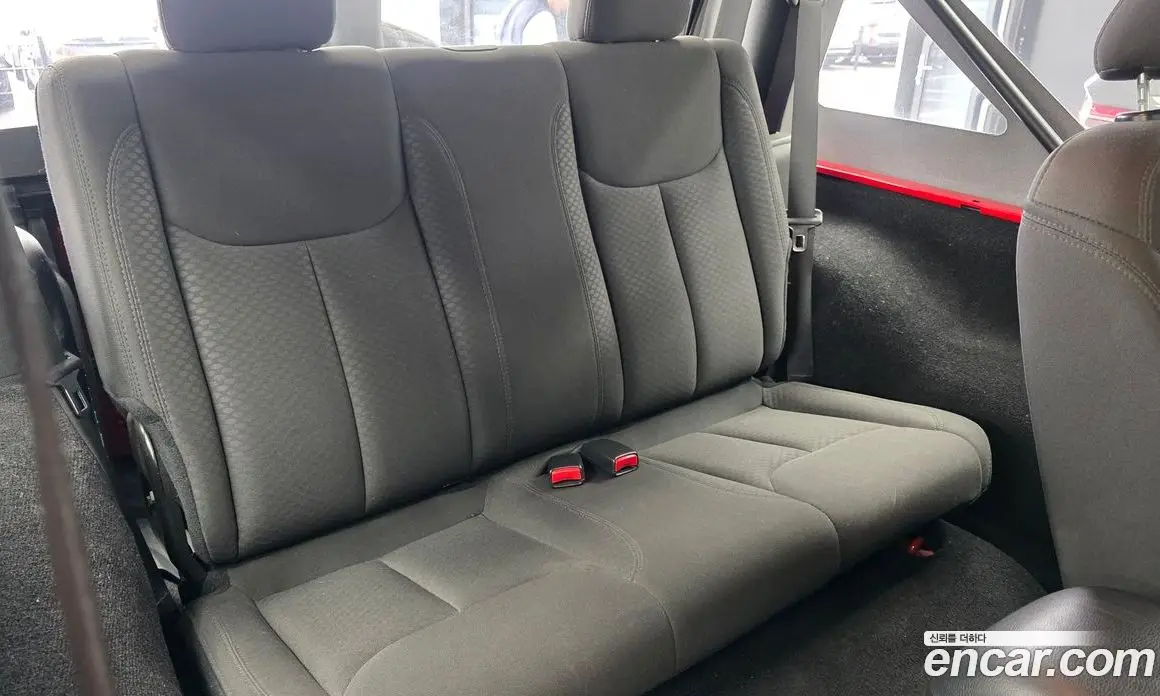 Jeep Wrangler 2017 3.6 автомат (гидро), фото 17 Jeep Wrangler 2017 3.6 автомат (гидро), фото 17