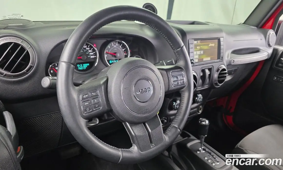 Jeep Wrangler 2017 3.6 автомат (гидро), фото 18 Jeep Wrangler 2017 3.6 автомат (гидро), фото 18