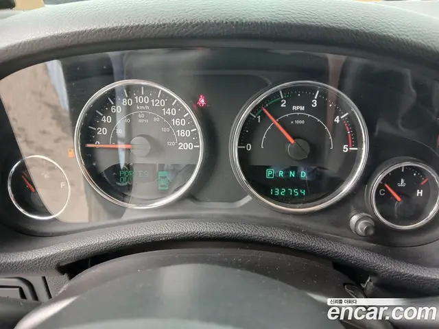 Jeep Wrangler 2017 3.6 автомат (гидро), миниатюра 12