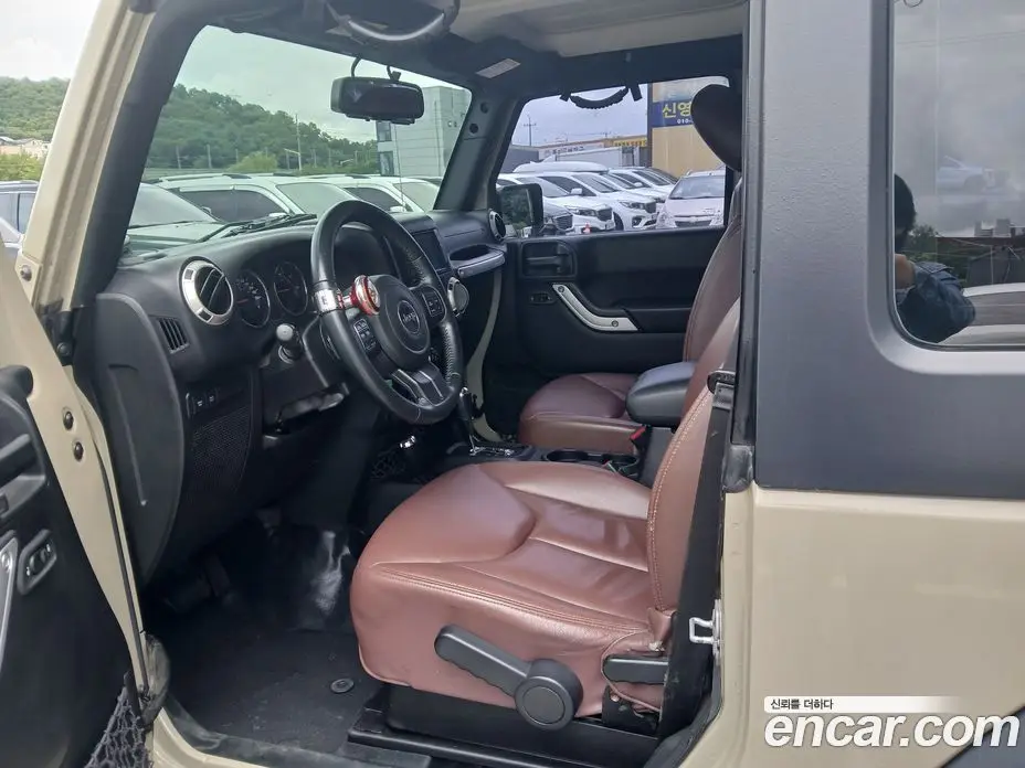 Jeep Wrangler 2017 3.6 автомат (гидро), фото 7 Jeep Wrangler 2017 3.6 автомат (гидро), фото 7