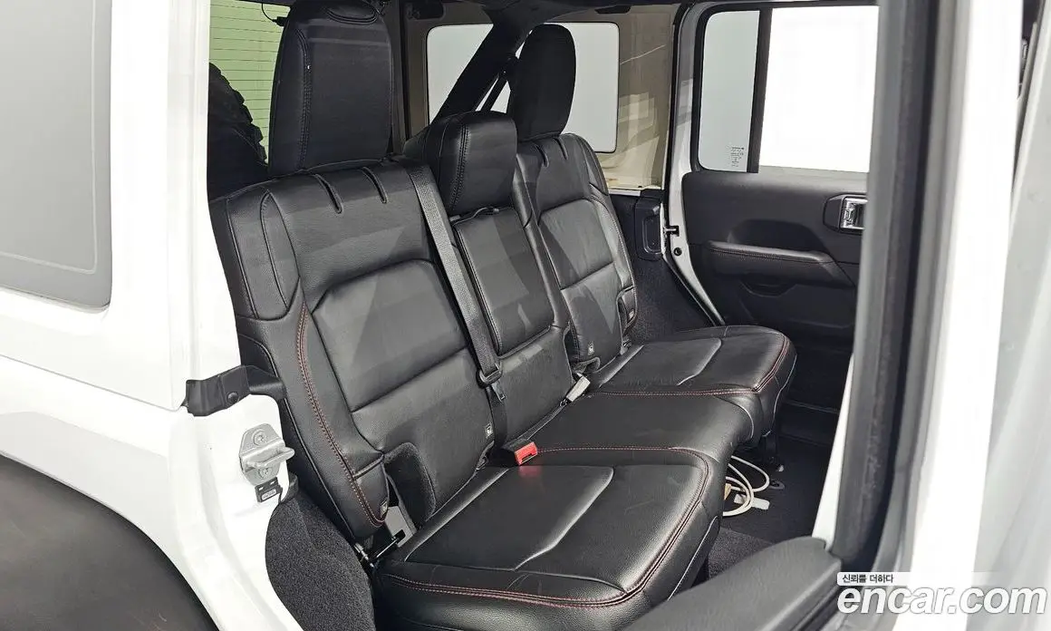 Jeep Wrangler 2020 2.0 автомат (гидро), фото 17