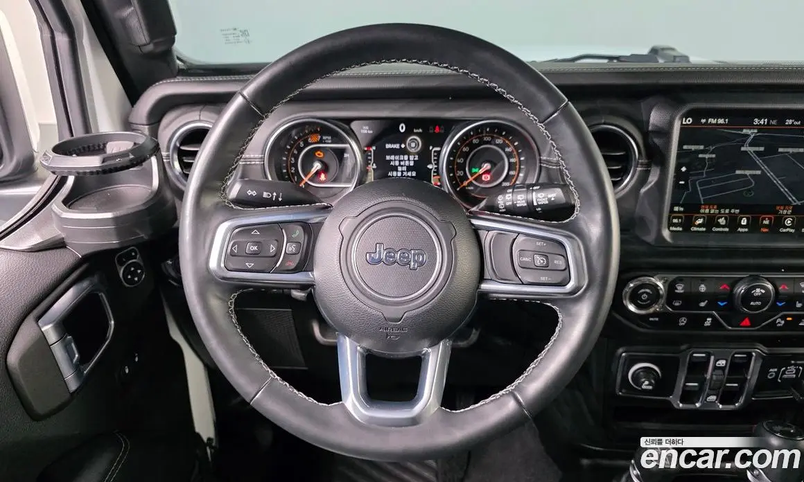 Jeep Wrangler 2021 2.0 автомат (гидро), фото 19 Jeep Wrangler 2021 2.0 автомат (гидро), фото 19