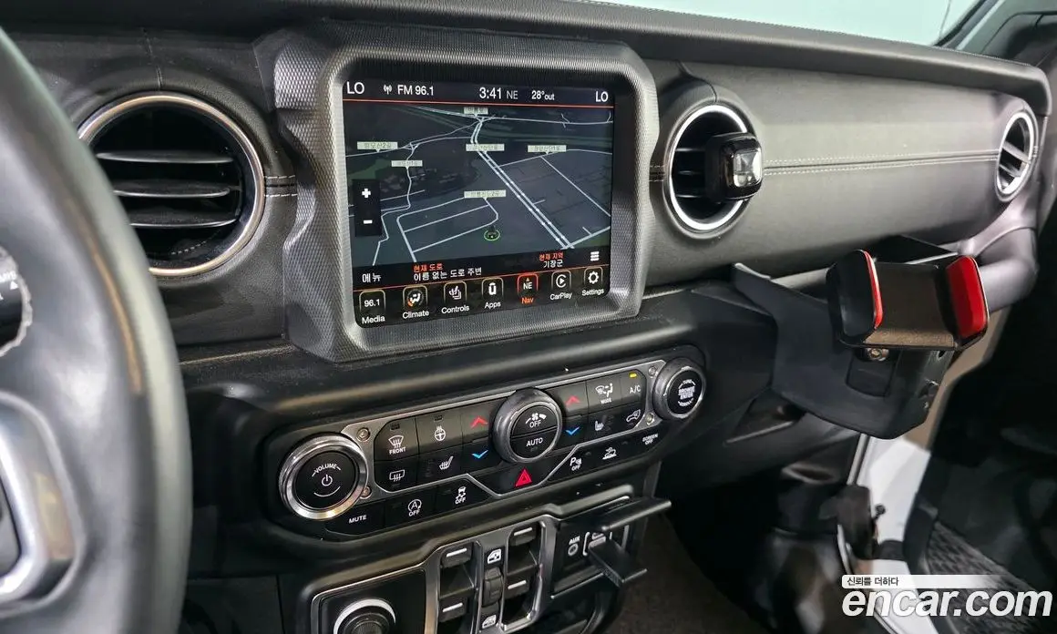 Jeep Wrangler 2021 2.0 автомат (гидро), фото 21 Jeep Wrangler 2021 2.0 автомат (гидро), фото 21