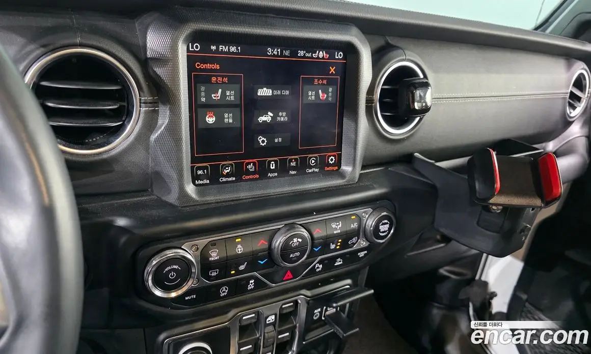 Jeep Wrangler 2021 2.0 автомат (гидро), фото 22 Jeep Wrangler 2021 2.0 автомат (гидро), фото 22