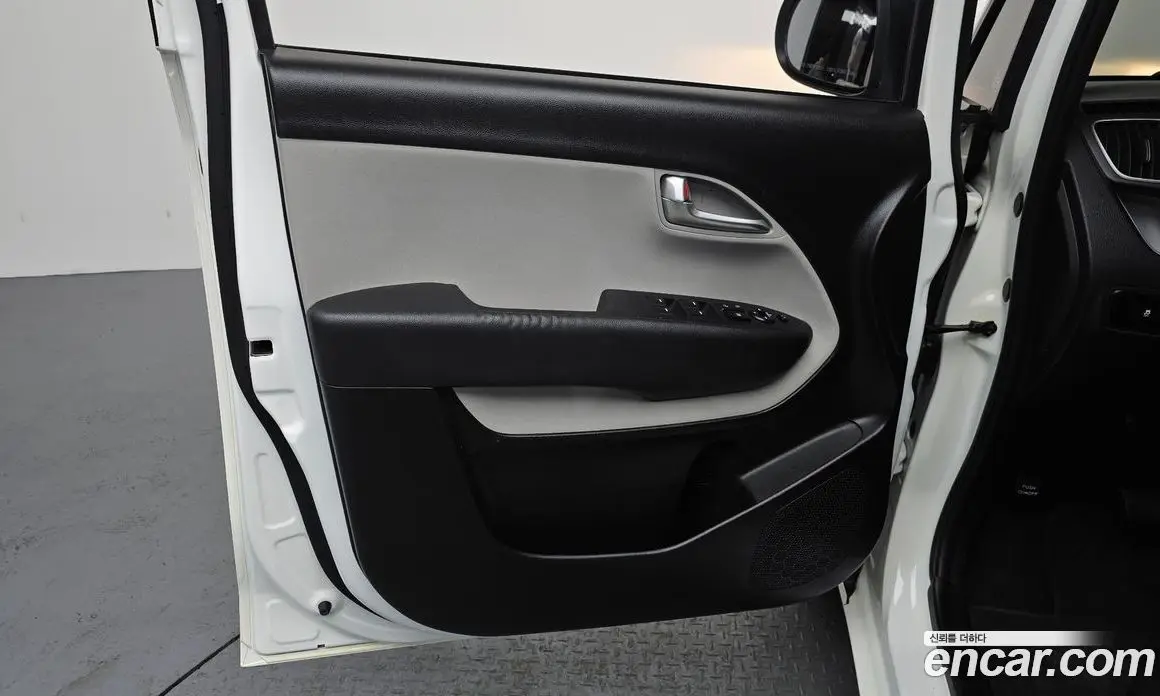 Kia Ray 2022 1.0 автомат (гидро), фото 14 Kia Ray 2022 1.0 автомат (гидро), фото 14