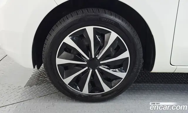 Kia Ray 2022 1.0 автомат (гидро), миниатюра 5
