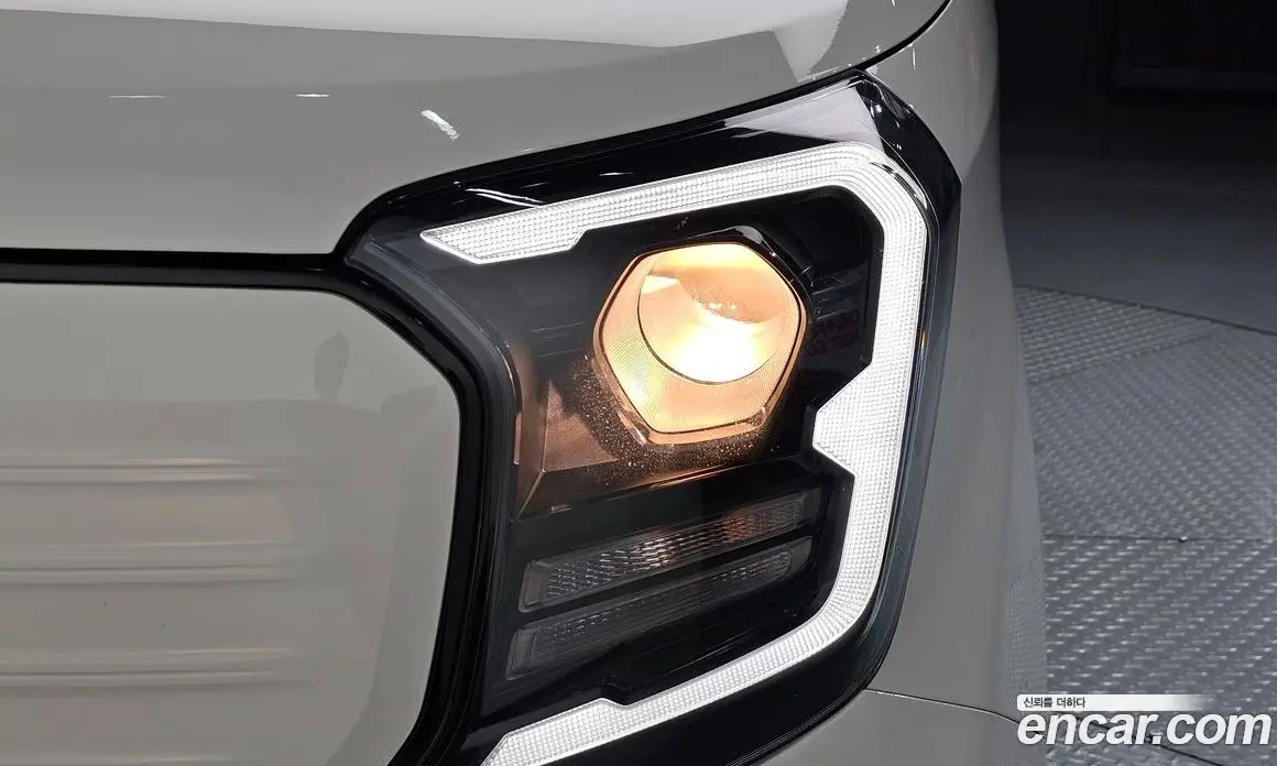 Kia Ray 2023 1.0 автомат (гидро), фото 8