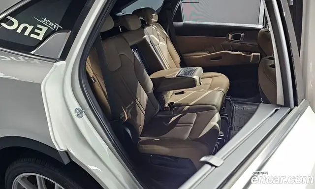 Kia Sorento 2024 1.6 автомат (гидро), миниатюра 11 Kia Sorento 2024 1.6 автомат (гидро), миниатюра 11